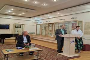 همزمان با روز شعر و ادب فارسی  جایزه ادبی سعدی به مترجم برگزیده سال اعطاء می شود