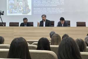 «نگارگری، بازتاب روح شاعرانه و عرفانی فرهنگ ایرانی است»- رایزن فرهنگی ایران در روسیه