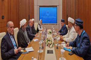 مقامات دینی ایران و قزاقستان برای تعمیق روابط معنوی دیدار کردند